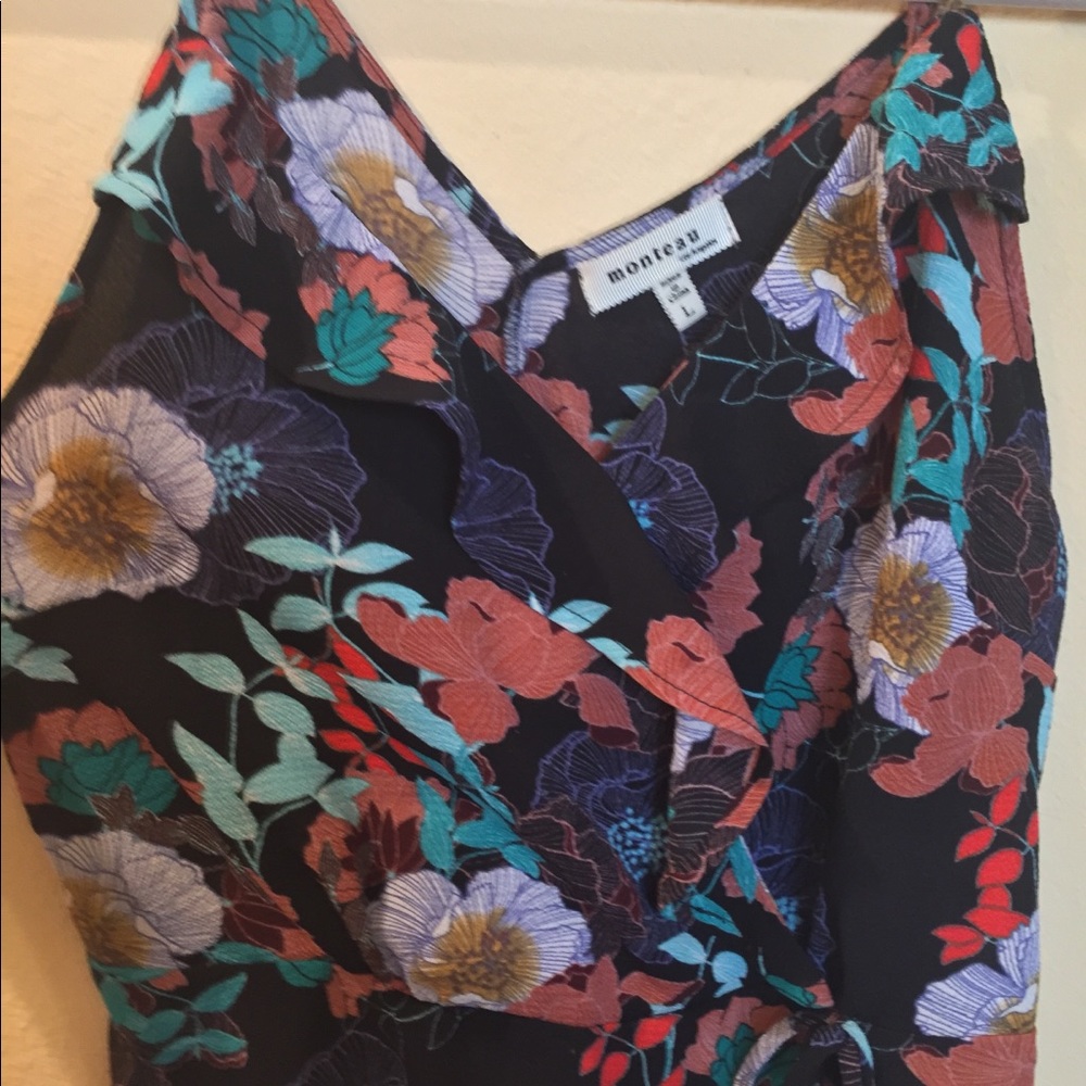 Floral blouse - Picture 2 of 3
